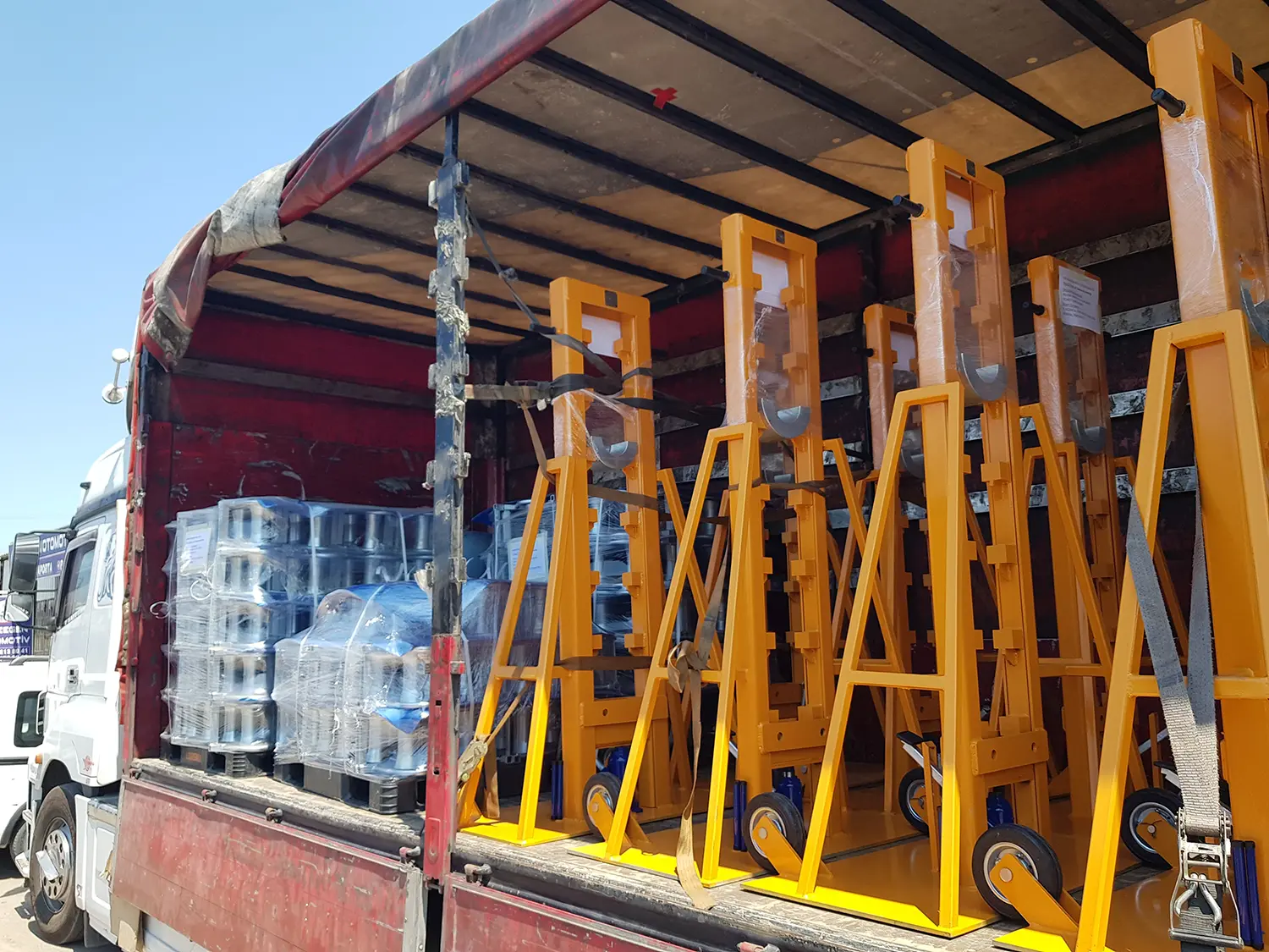 Hydraulic Drum Jacks and Galvanized Rollers Shipped to Baghdad, Iraq Hydraulic Drum Jacks and Galvanized Rollers Shipped to Baghdad, Iraq