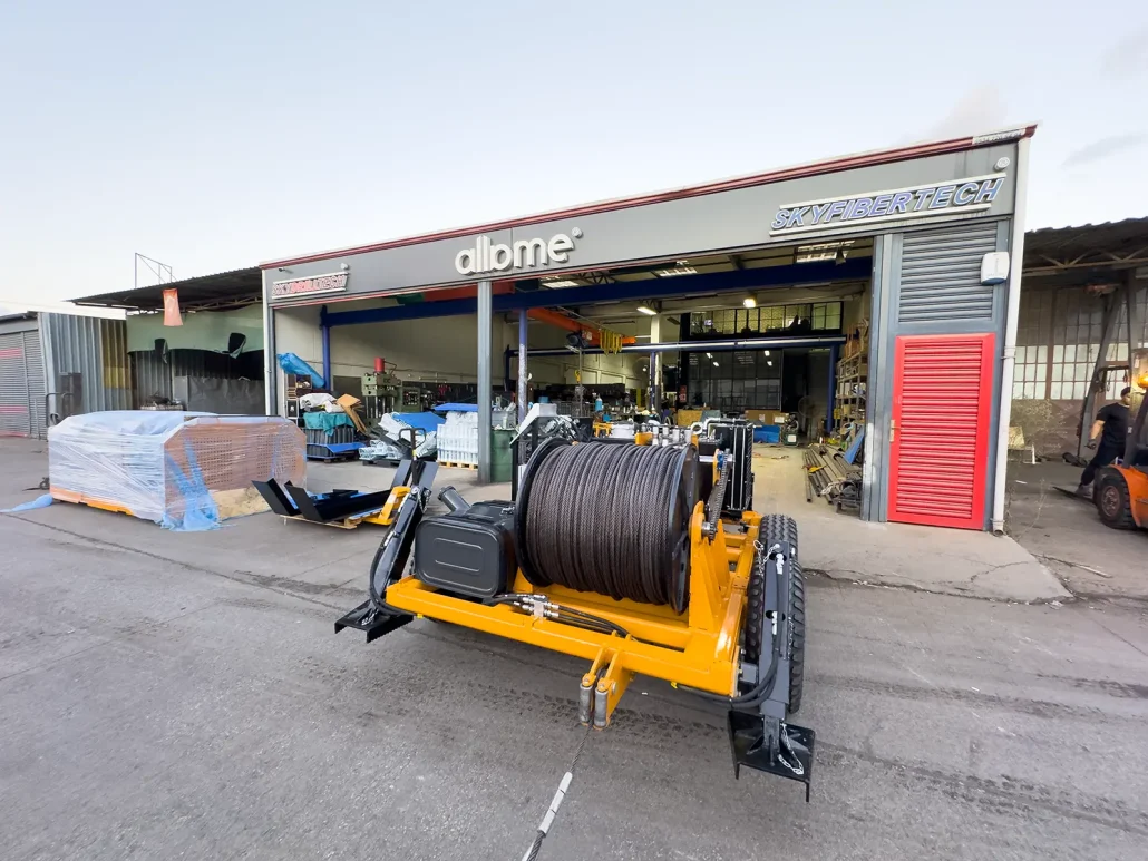 New Delivery to Serbia: 100 kN Cable Pulling Machine New Delivery to Serbia: 100 kN Cable Pulling Machine