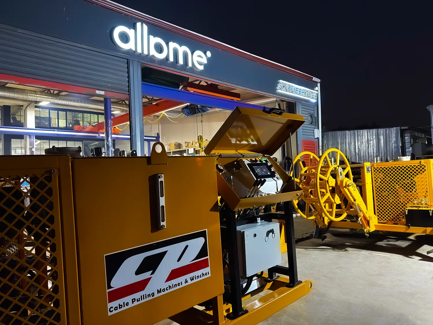 Delivery of 2 Units 7 Ton Cable Pulling Machines to Iraq Delivery of 2 Units 7 Ton Cable Pulling Machines to Iraq